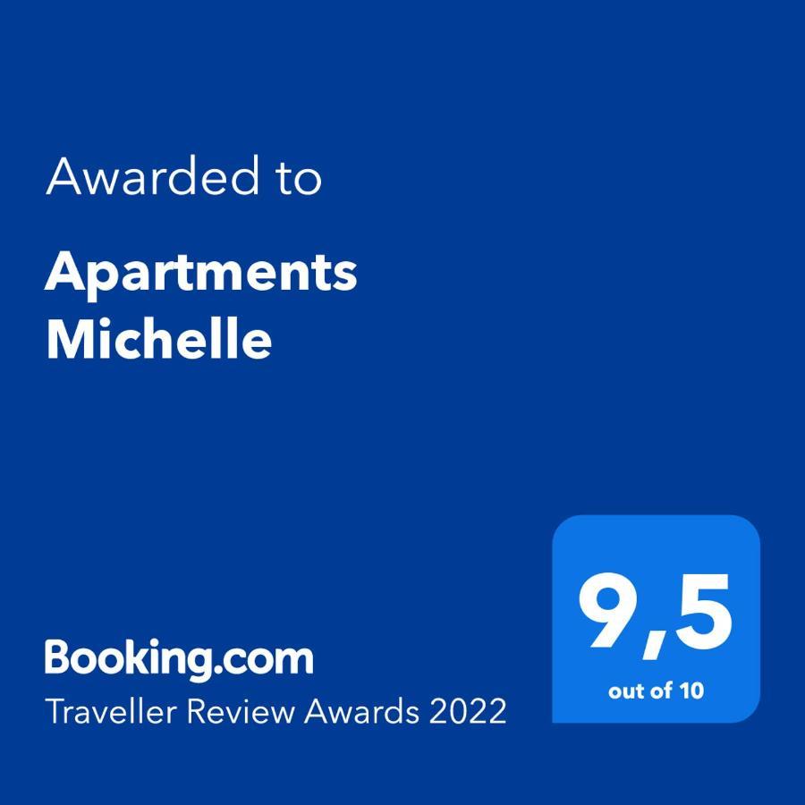 Apartments Michelle Umag Exterior photo