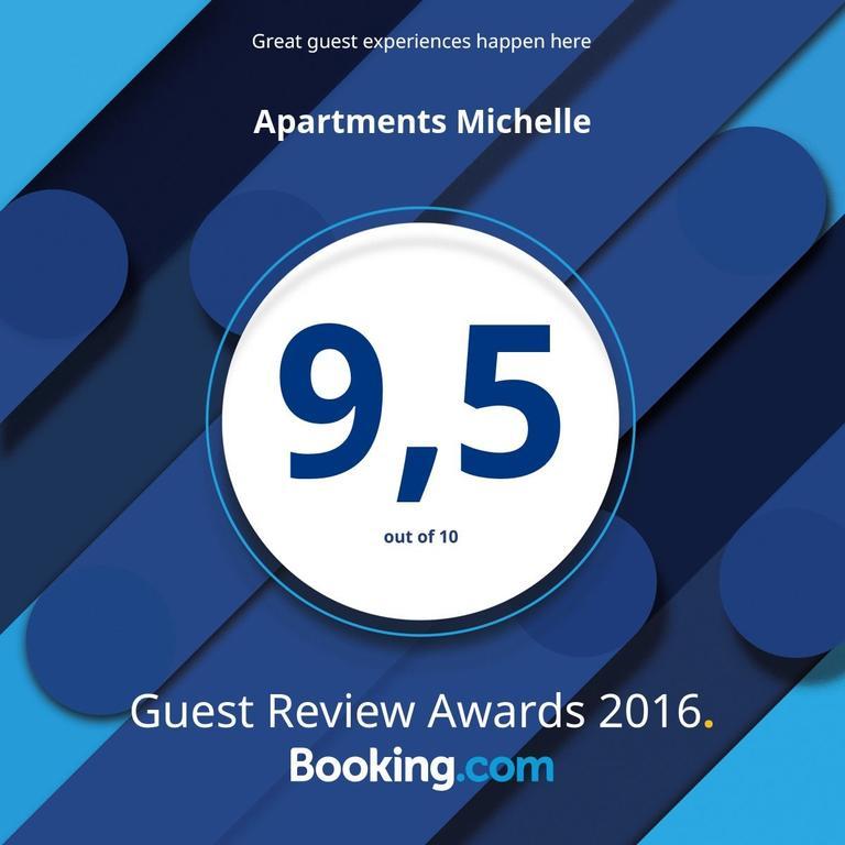 Apartments Michelle Umag Exterior photo